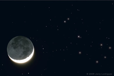 Crescent Moon, Earthsine, Pleiades
